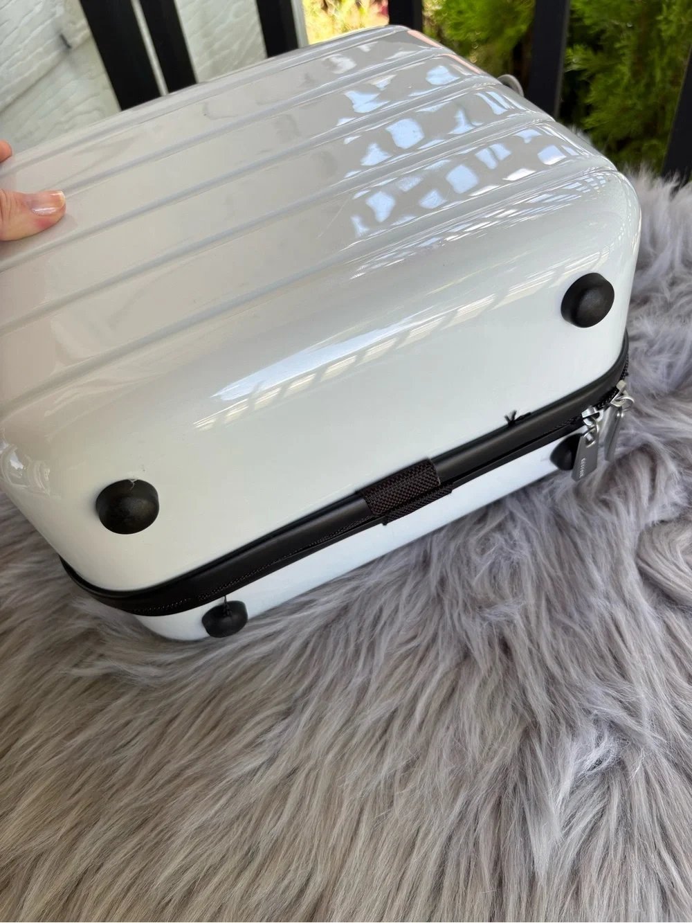 White Hard-Shell Makeup Organizer Case